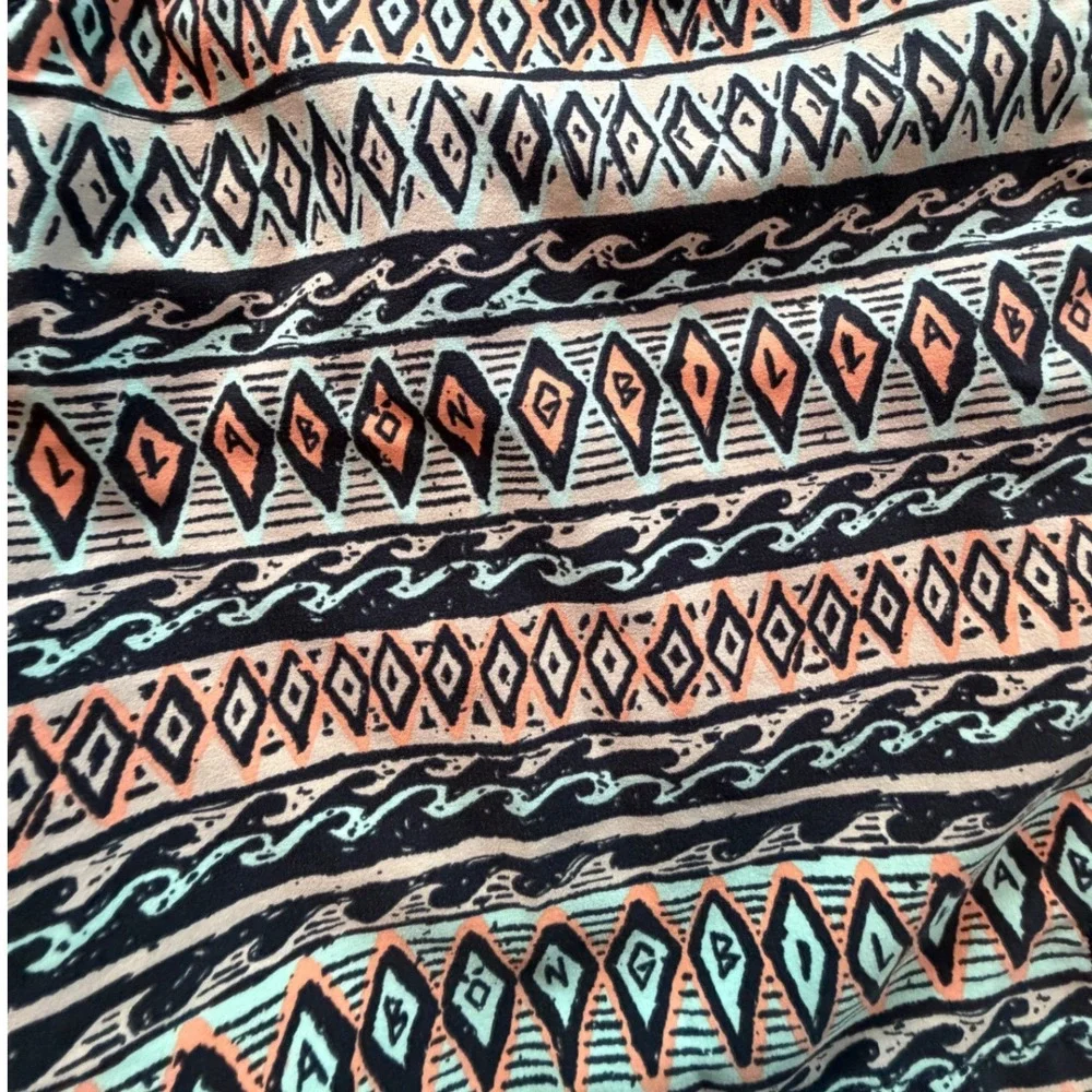 Billabong Recycler Sundays Layback Board Shorts Mens M Tribal Geometric Swim‎